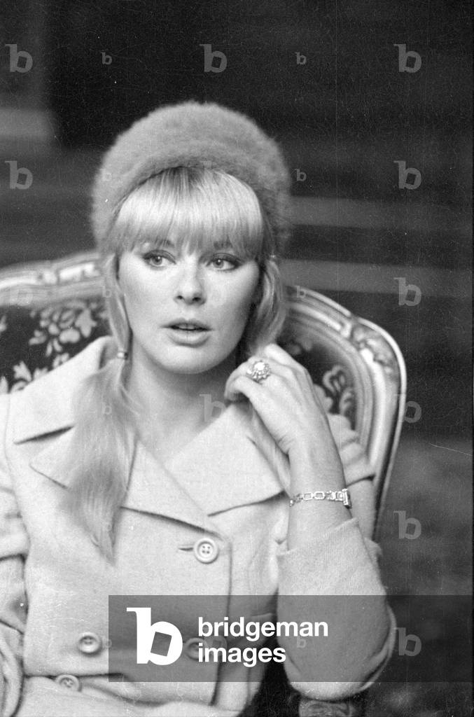 Elke Sommer, 1966 (s/w Aufnahme)