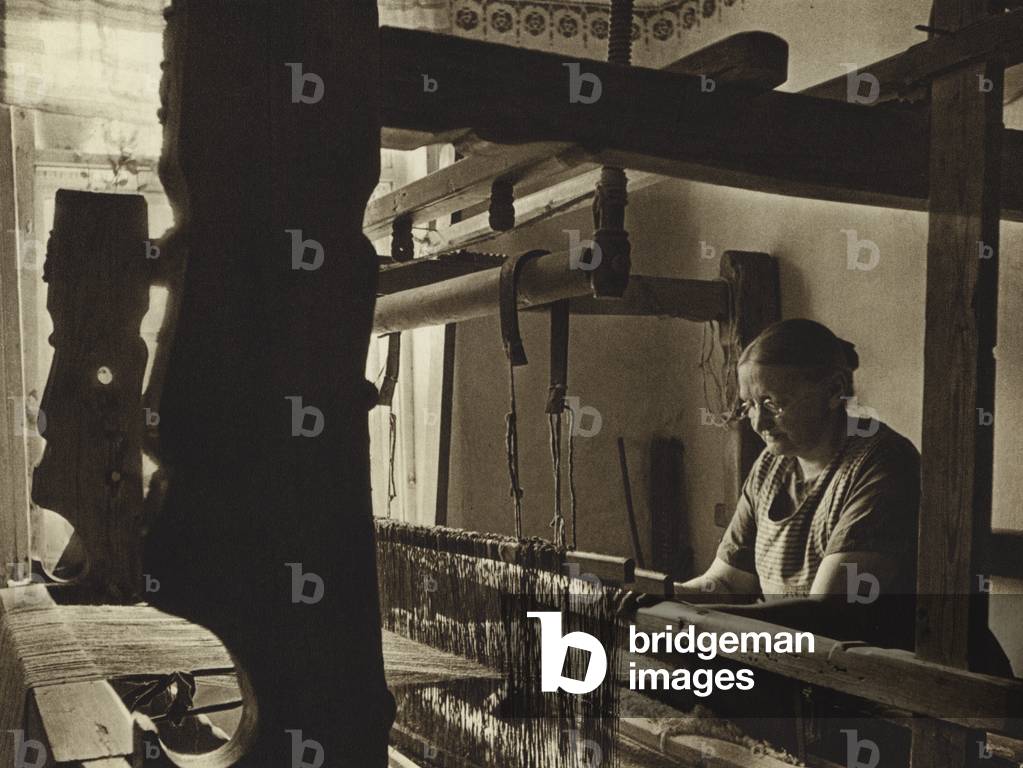 Industrie allemande, années 1930 : tisserand silésien (photo n/b)