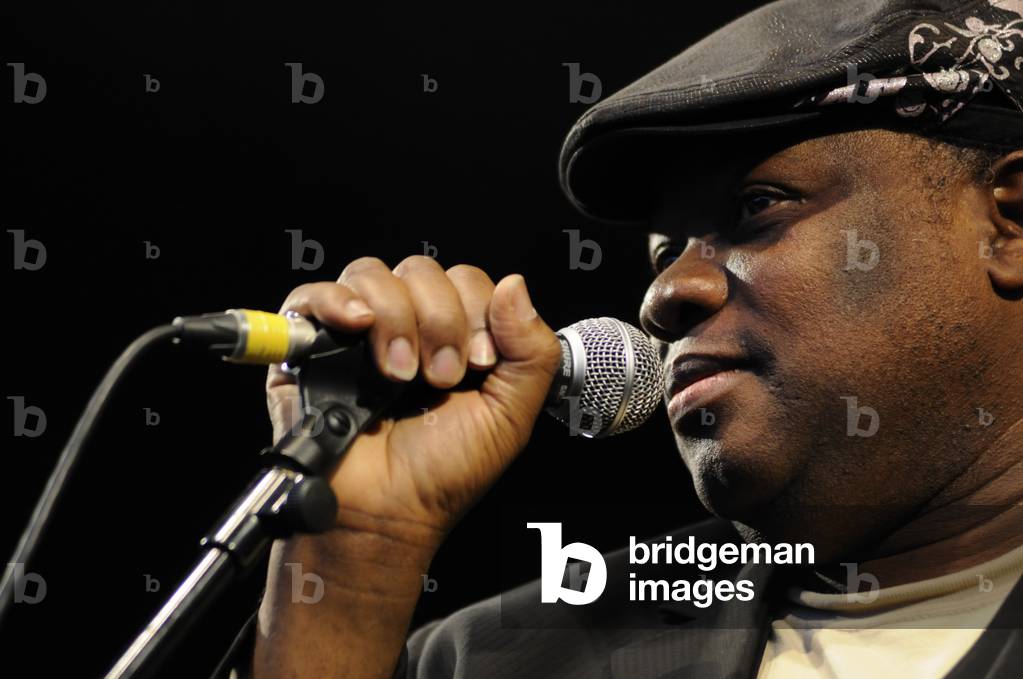 Bild von Fotografie "Kanda Bongo Man (Foto)" von Paul Tomlins