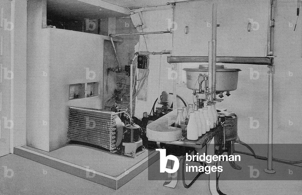 Copeland Refrigeration pour l'agriculteur laitier, c.1930, b/w