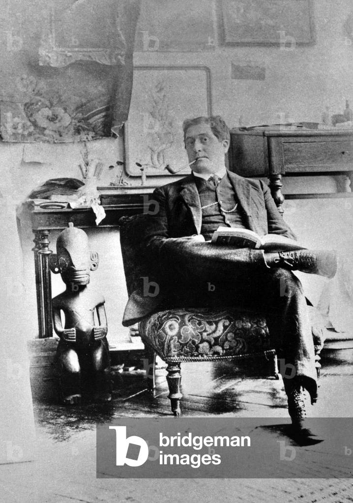 Image of Guillaume Apollinaire (18801918) french writer photographed