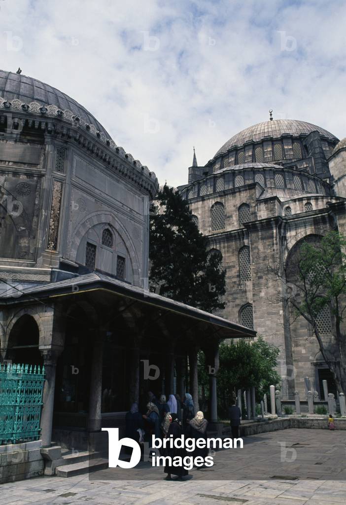 Turbe Image of The turbe (mausoleum) of Suleiman the Magnificent, 1566, in the