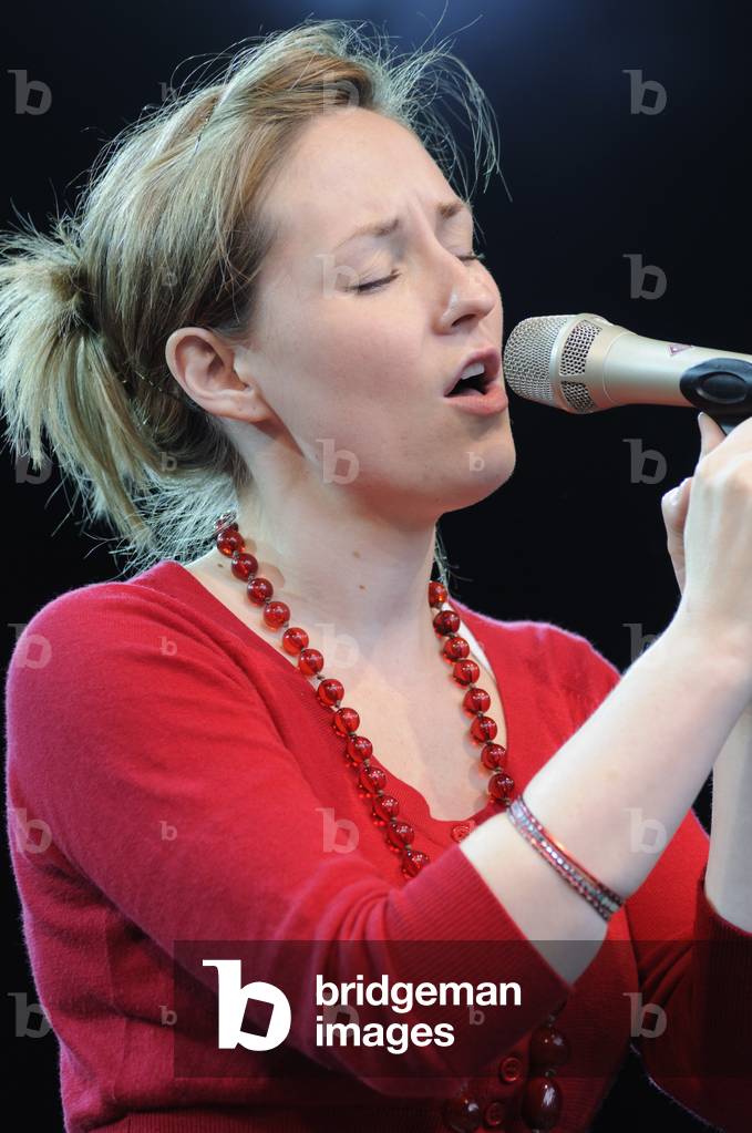 Immagine di Fotografia "Julie Fowlis (foto)" di Paul Tomlins