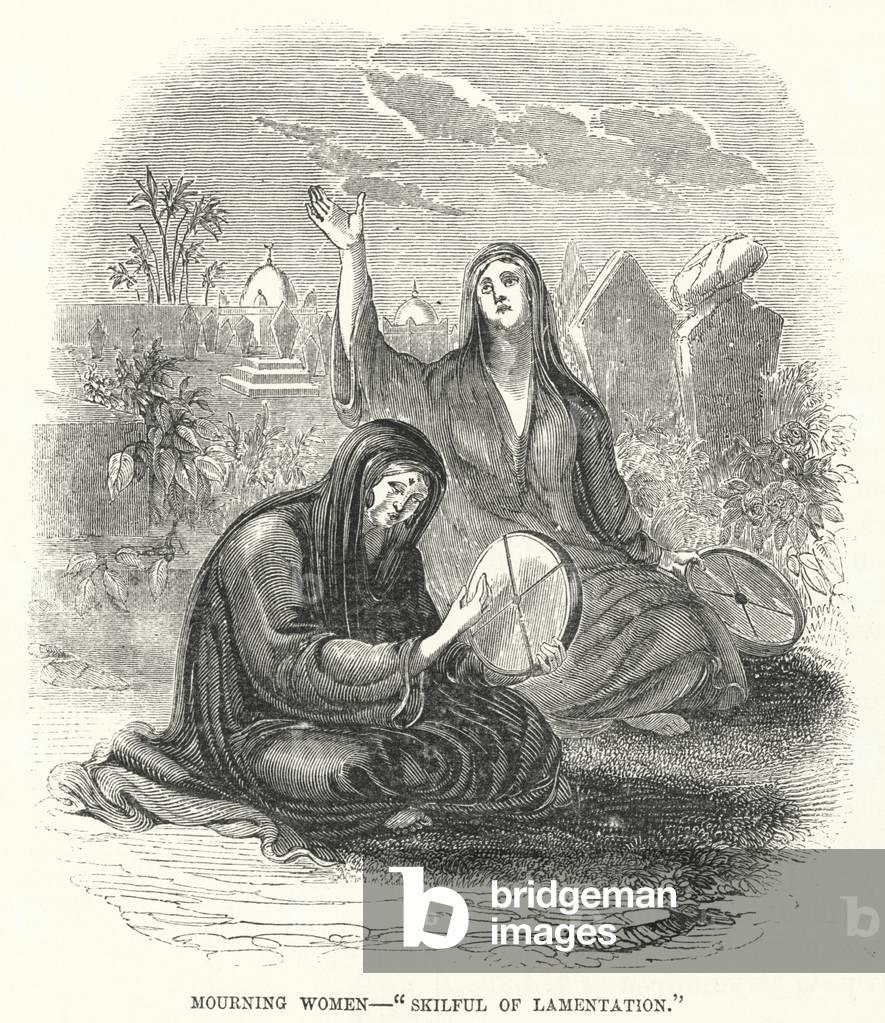 "Donne in lutto" di English School, b/w