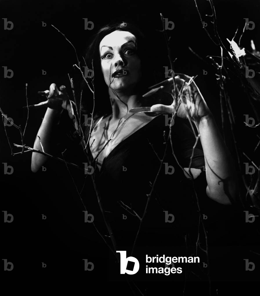 PLAN 9 FROM OUTER SPACE, mit Vampira, 1956 (Filmstill)