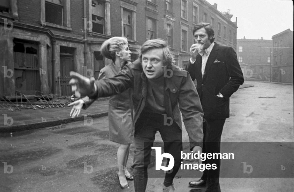 John Boorman, Marcello Mastroianni and Billie Whitelaw on set of Leo