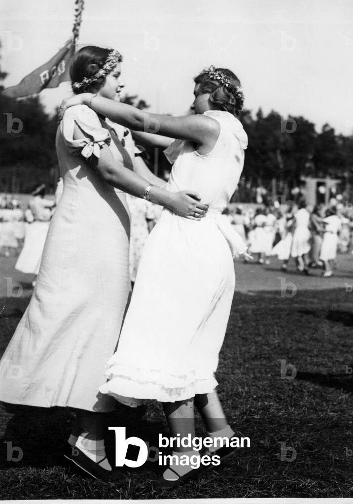 Immagine di Fotografia "Prove del «Tag des deutschen Volkstums» (Giornata della nazionalità tedesca)" 1934