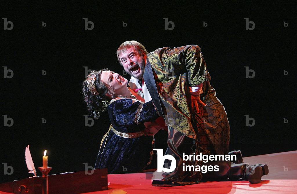 "'Tosca' - produzione a (foto)" di Tristam Kenton