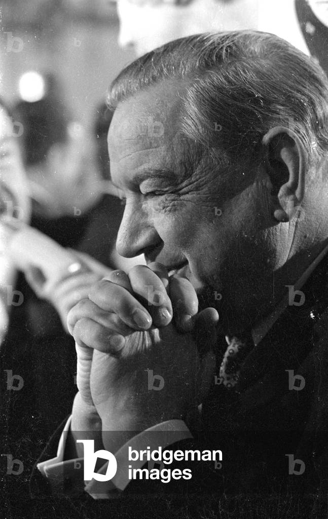Bild von Fotografie "Alfons Goppel beim Starkbierfest in München" 1971