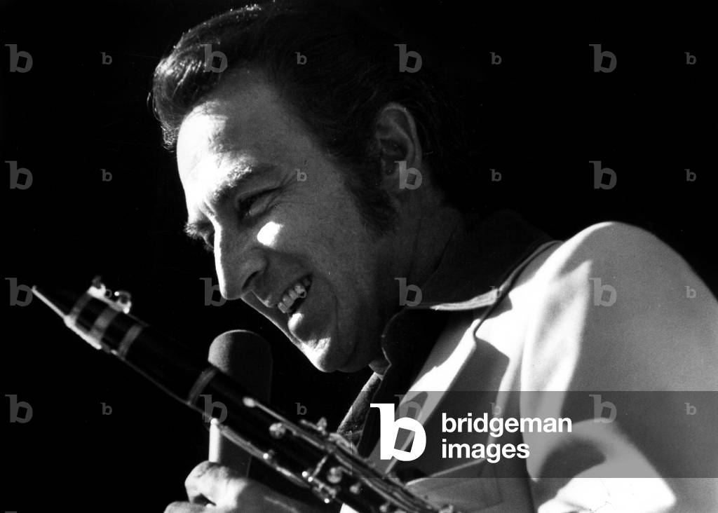 Bild von Fotografie "Clarinettist Buddy De Franco (Aka Boniface Ferdinand Leonard De Franco) C.1979 (b/w photo
