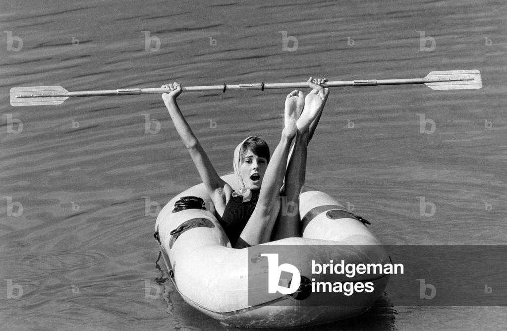 Bild von Fotografie "Beiboot Pirelli"
