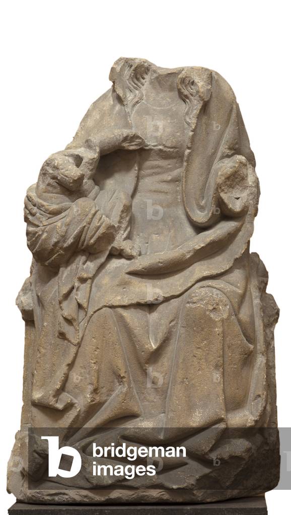 Frammento di statua. Madonna col bambino.