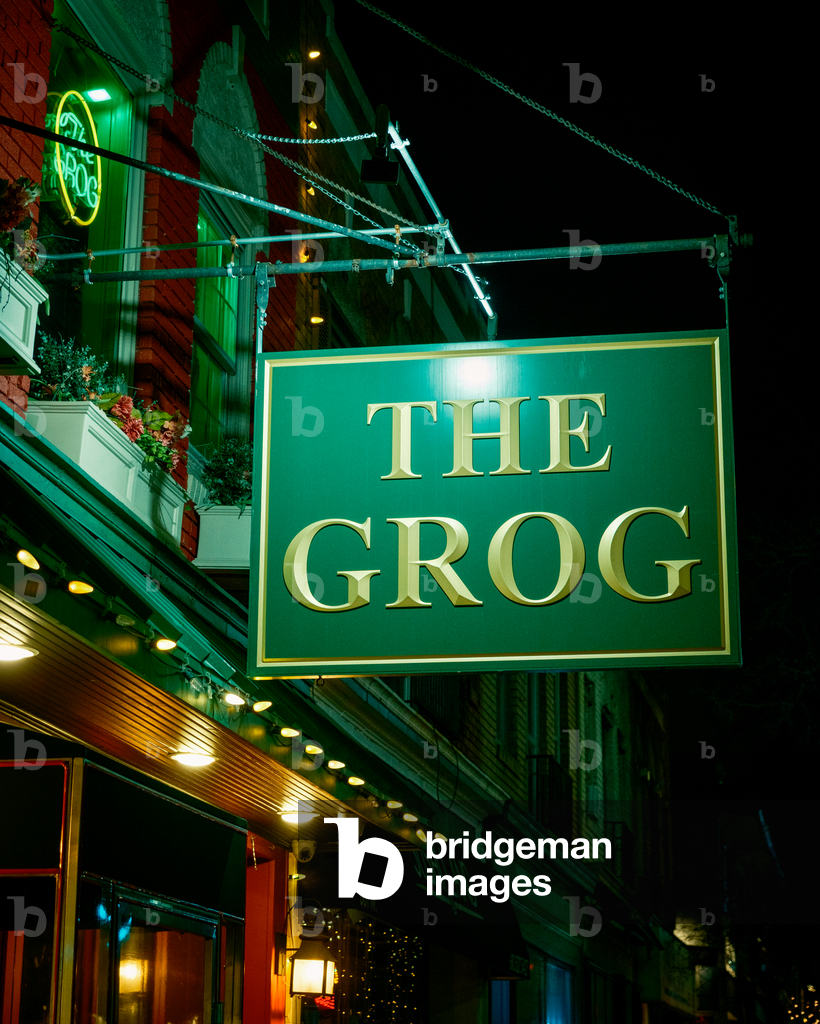 Grog Sign Image of The Grog Grill vintage sign at night, Bryn Mawr, Pennsylvania ...