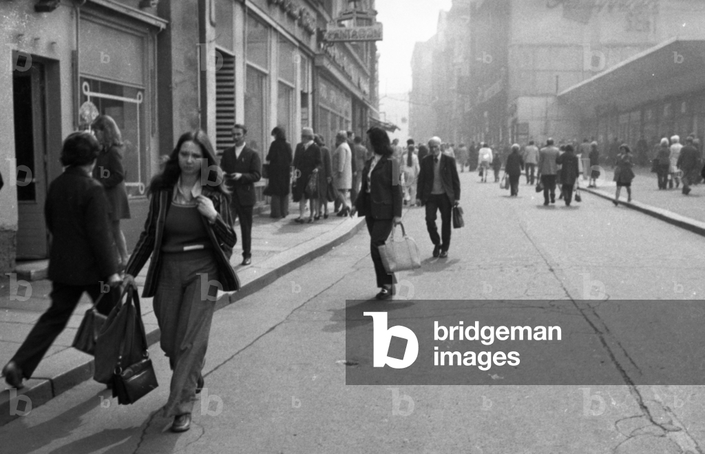 Immagine di Fotografia "Lipsia nel 1974 -DDR-Report Vita e quotidianità nella DDR dal 1 aprile..." 1974
