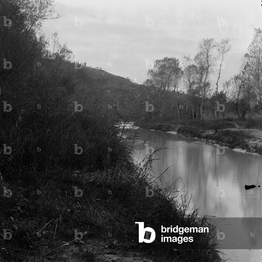 Image of Photography depicting River landscape by Francesco Paolo Michetti, b/w