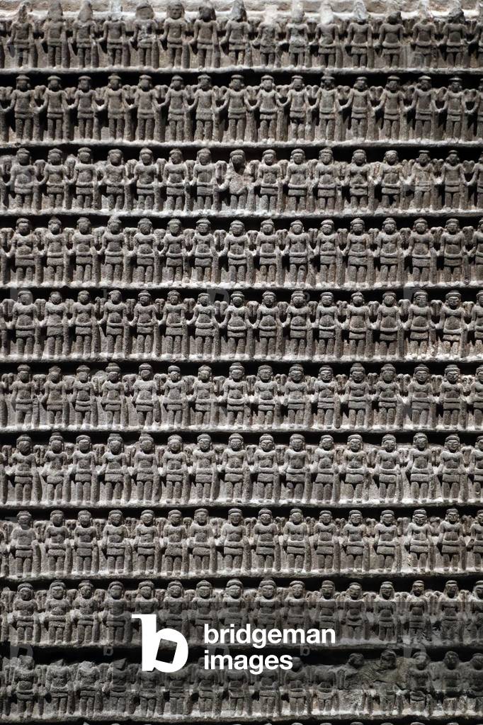 Museo delle Civiltà Asiatiche, Angkor, Esplorare la città sacra della Cambogia, Stele votive Vishnu, Su ogni l