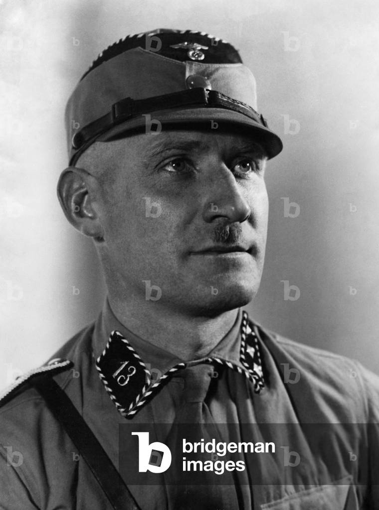 SA Sturmfuehrer (capitano), non datato (foto in b/n)