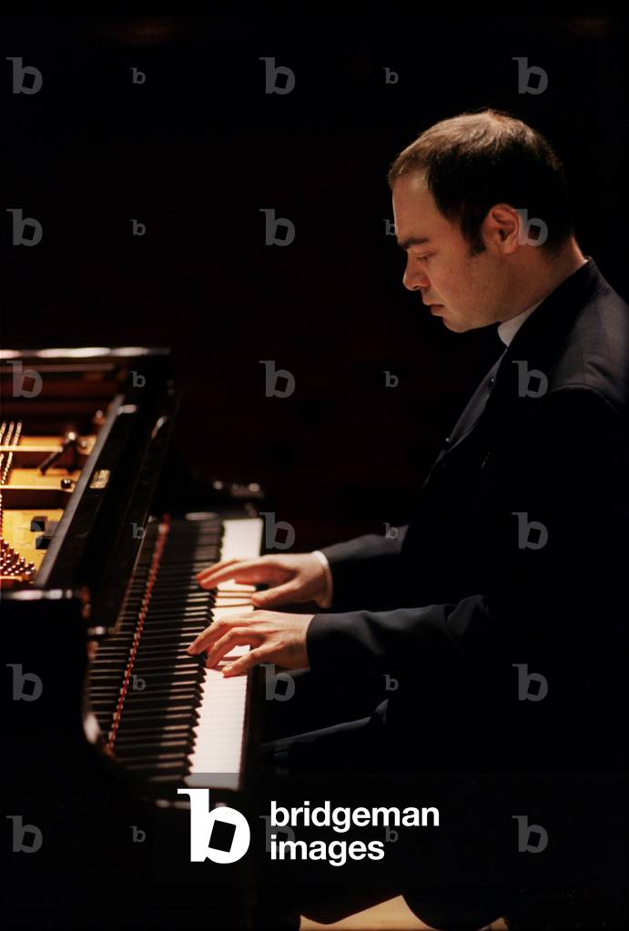 Alexander Melnikov by Laurie Lewis