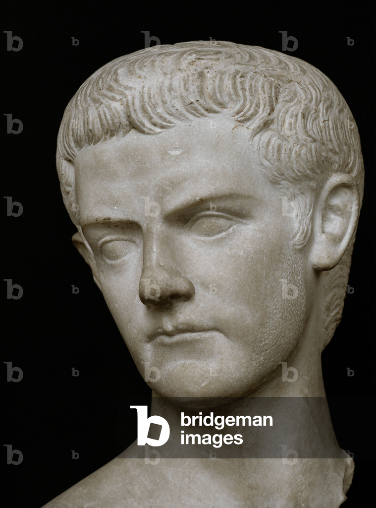 Cesare Caligola. Busto in marmo, ...