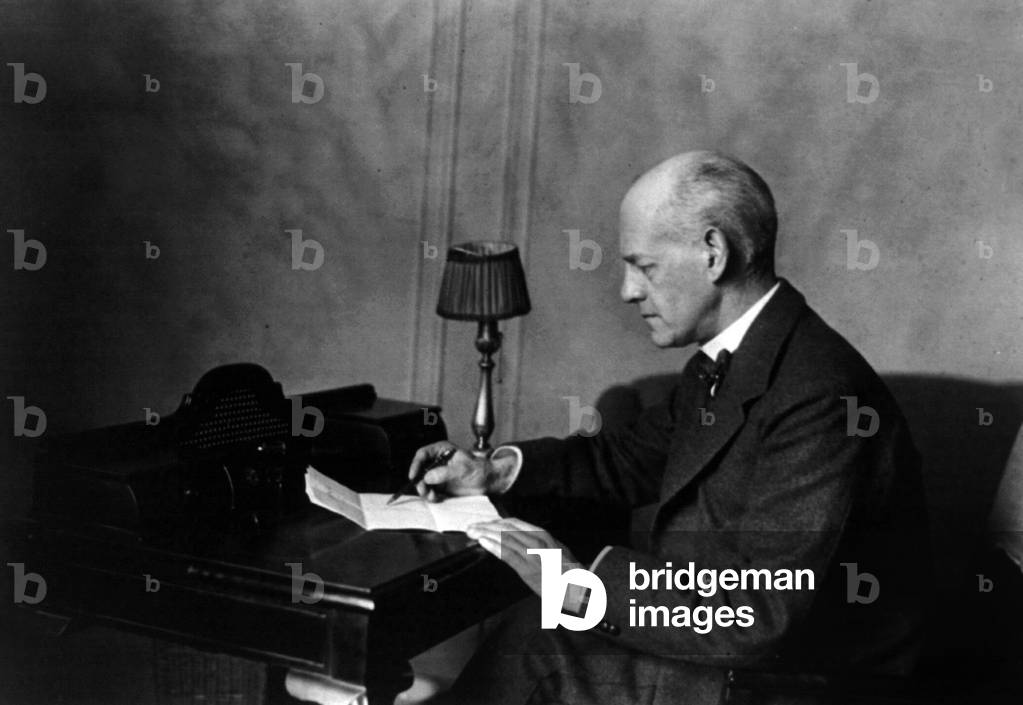 Immagine di Fotografia "John Galsworthy" 1919, b/w
