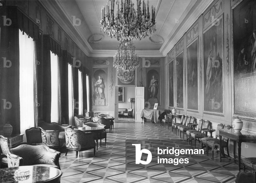 Immagine di Fotografia "Interno nel Palazzo del Reich Presidente a Berlino" 1927, b/w