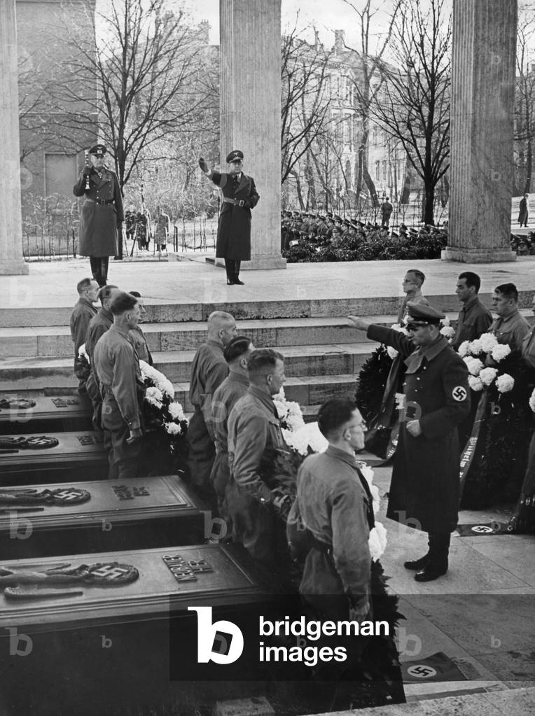 Image of Commemoration day of the Beer Hall Putsch on the Koenigsplatz
