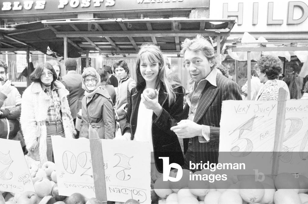 Image of Jane Birkin und Ehemann Serge Gainsbourg, im April 1977 im