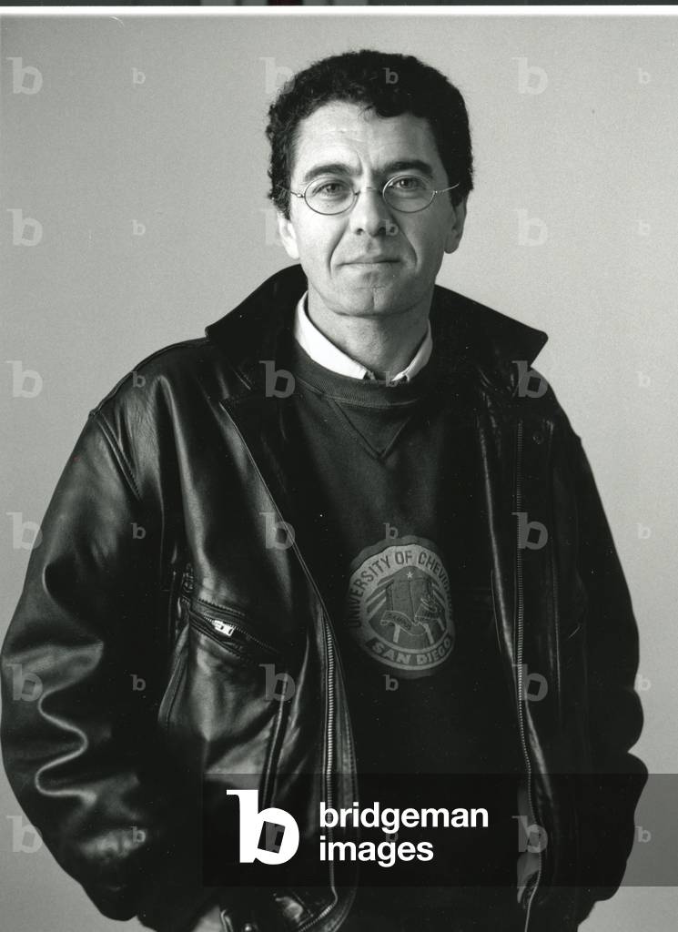Image of Photography depicting gilles lipovetsky by Louis Monier