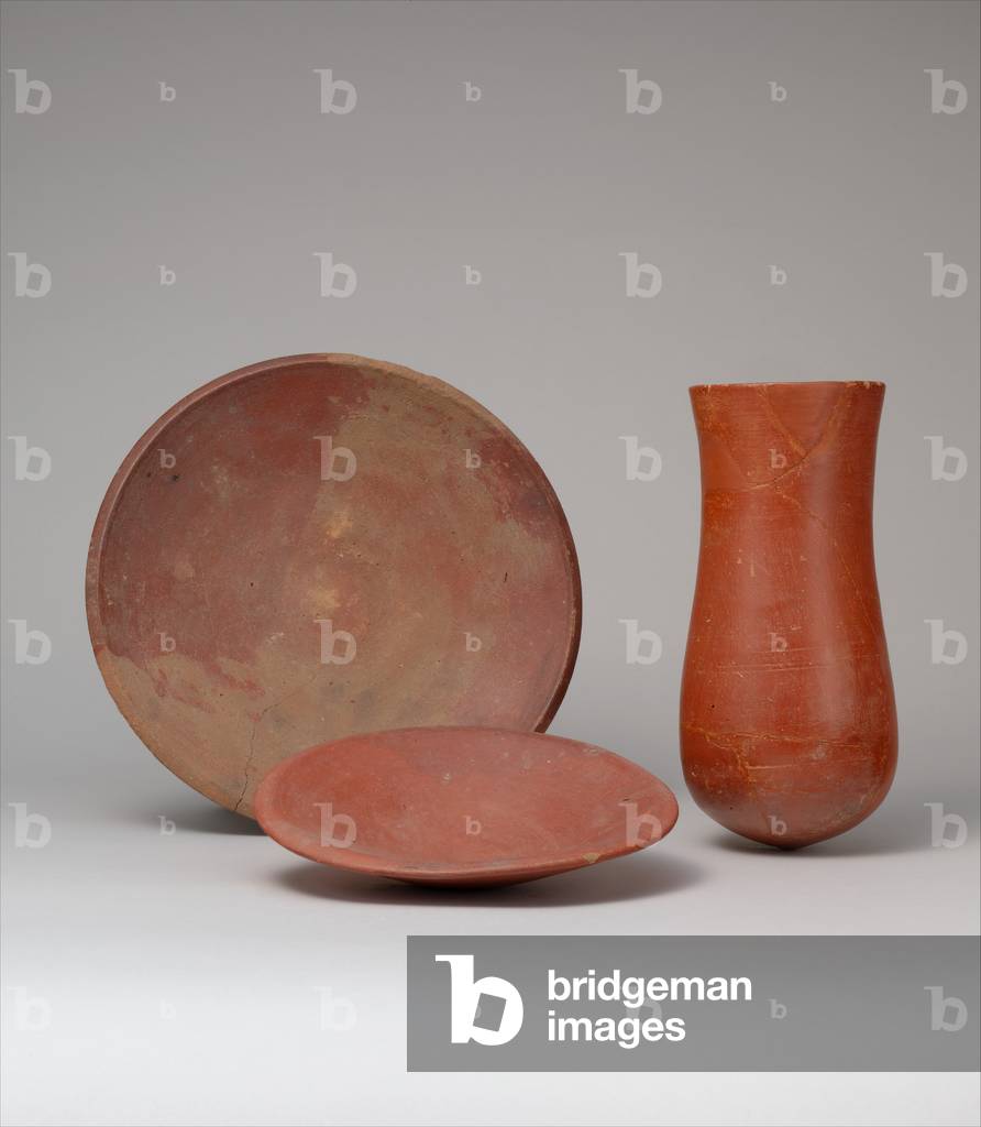 Selezione di piatti dalla cache di imbalsamazione di Tutankhamon, c. 1336—1327 a.C. (ceramica)