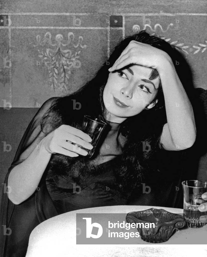 Image of Photography depicting Juliette Greco, b/w