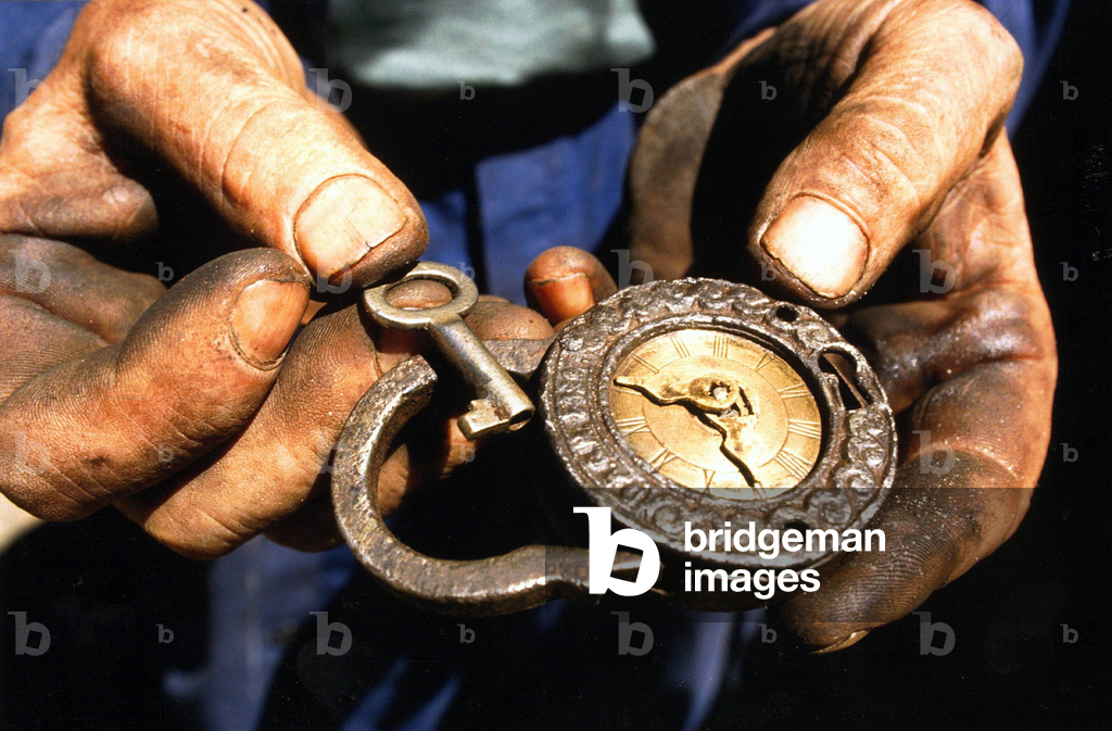 Bild von Fotografie "Hufschmied" 1992 von Lothar M. Peter
