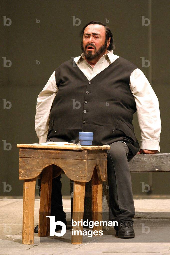 Image of Photography depicting Luciano Pavarotti