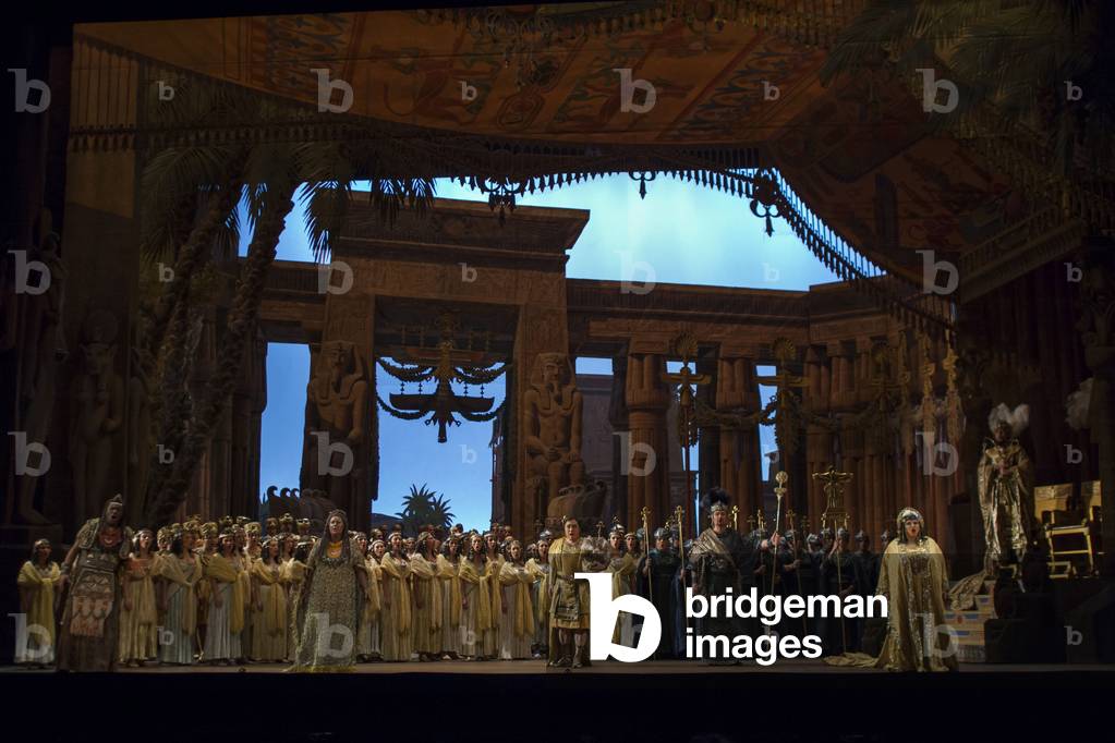Bild von Fotografie "Akt 2 von Aida (Foto)" von Daniel González Acuña
