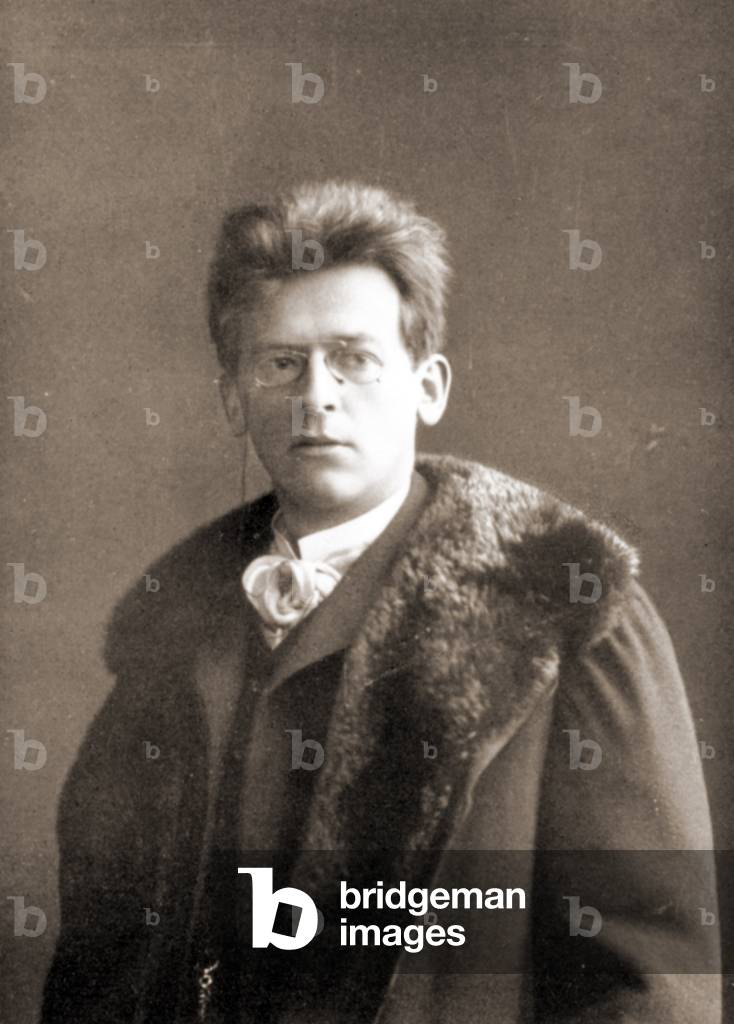"Siegmund von Hausegger -", b/w