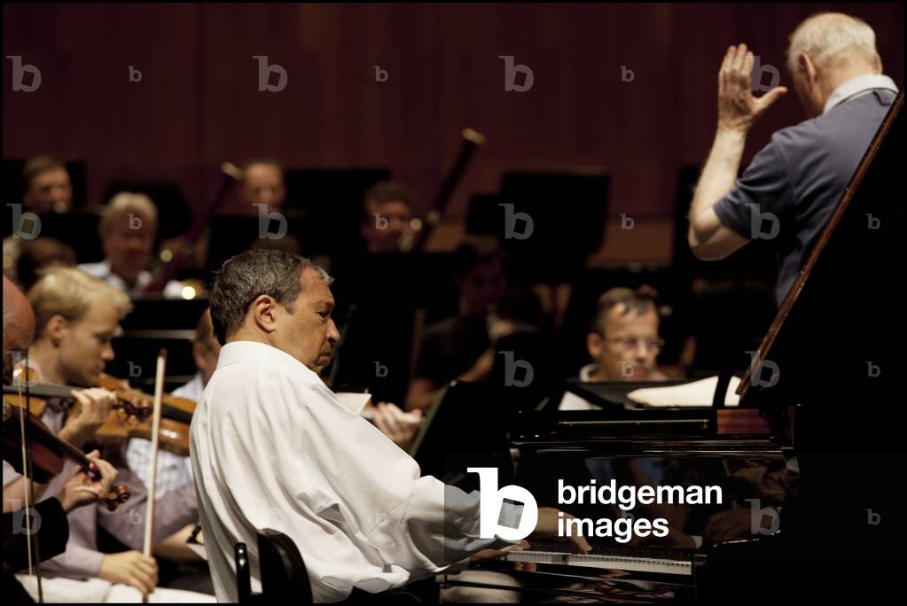 "Murray Perahia e la Filarmonica di Vienna" di Marion Kalter, b/w