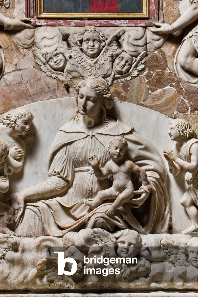 Genoa, Duomo (St Lawrence Cathedral), inside, the Southern aisle, the Southern wall: "Madonna with Infat Jesus