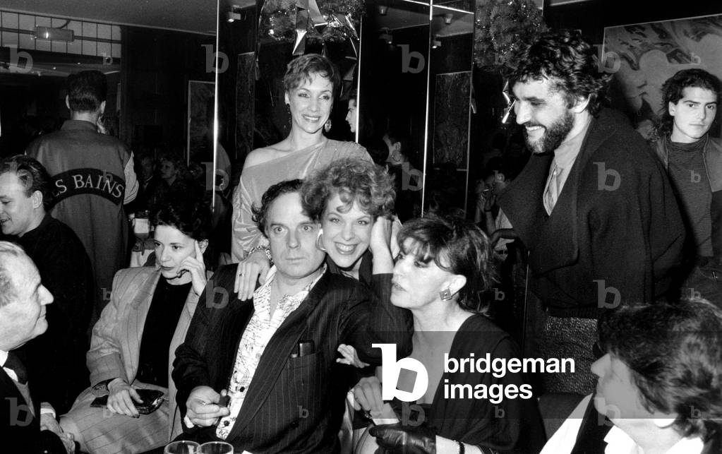 Jerome Savary e Jacqueline Danno durante la festa al The Bains Nightclub di Parigi 29 dicembre 1987 (foto in b