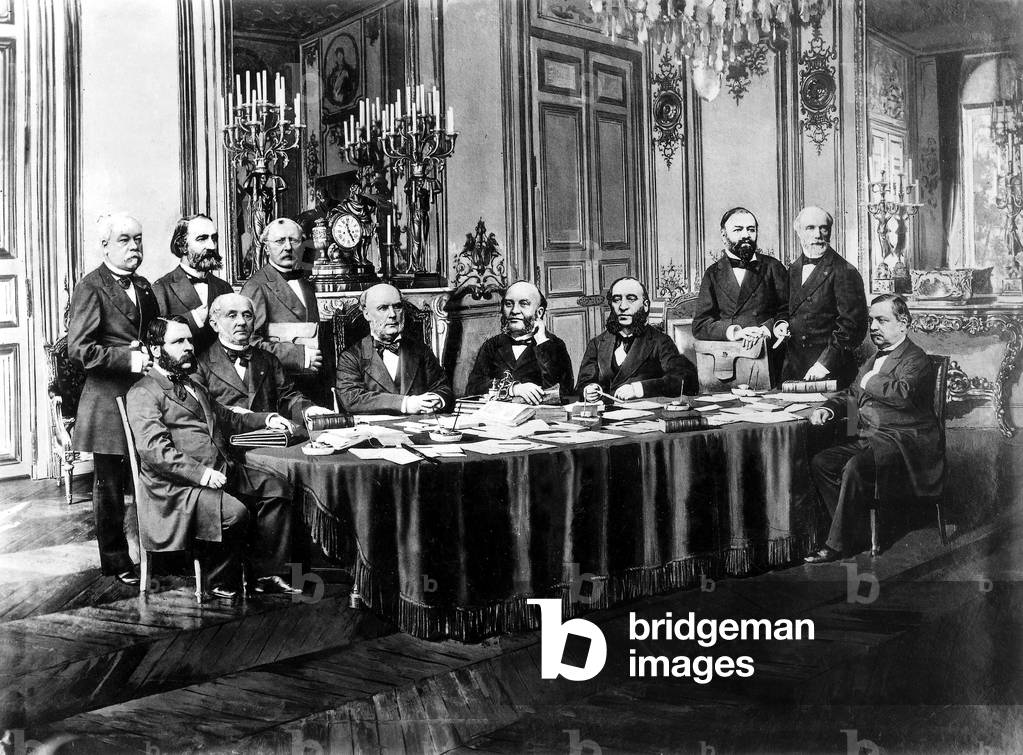 Immagine di Fotografia "Consiglio dei ministri presieduto dal primo ministro Jules Grev" 1874, b/w