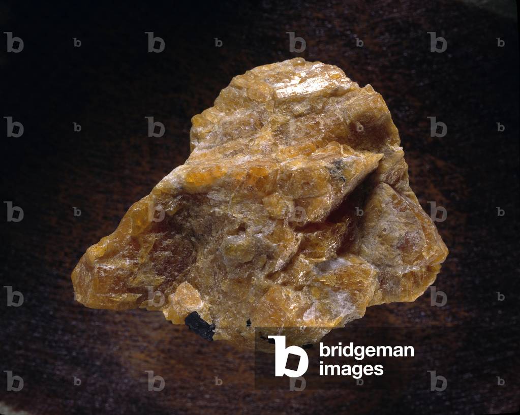 Cancrinite (photo)