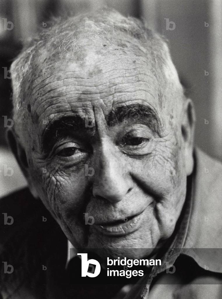 Image de Photographie représentant Louis Aragon par Louis Monier