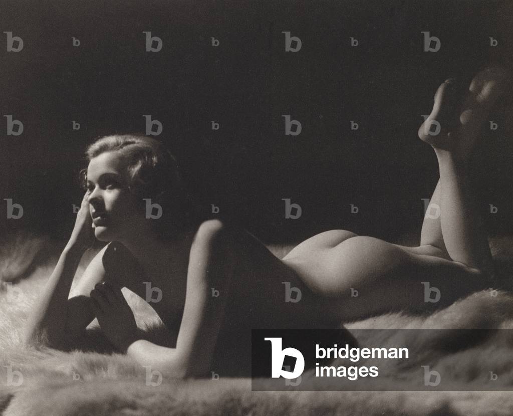 Illustration für Portrait eines Models (s/w-Foto)