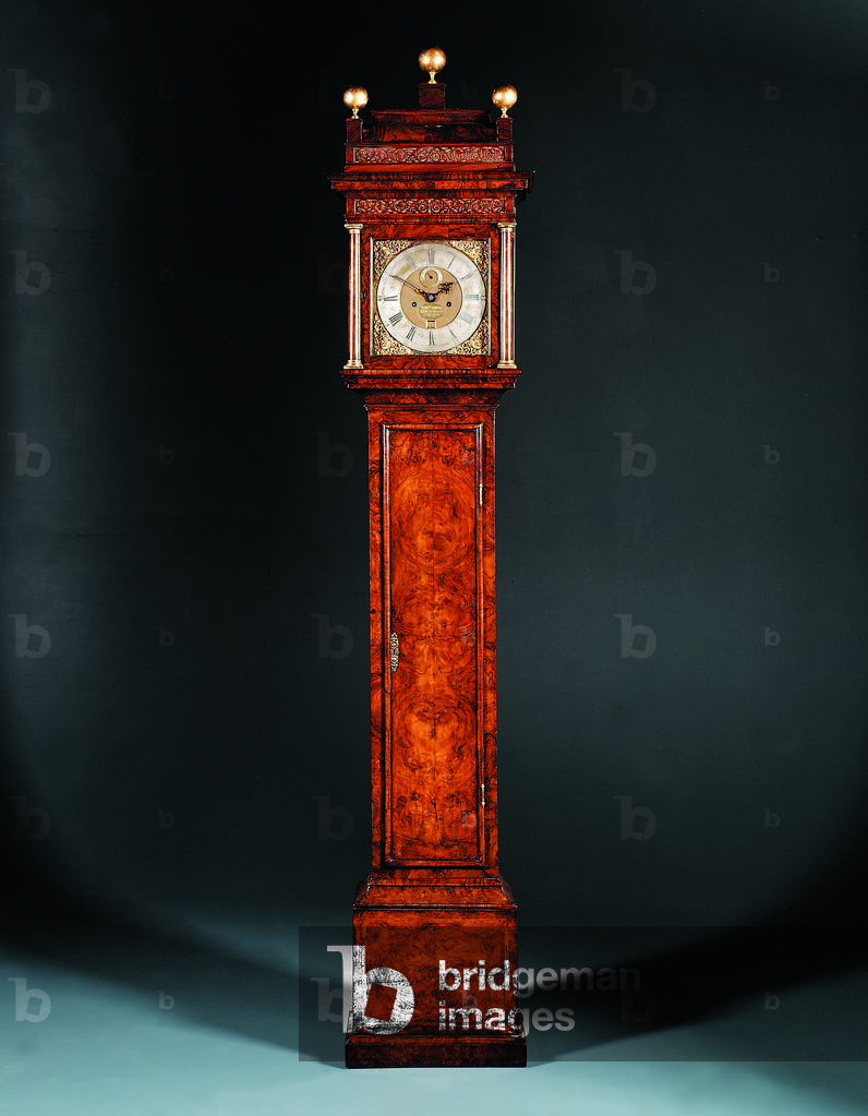 Orologio Queen Anne longcase, n. 463 (noce, metallo e vetro) (vedi anche 833847-8)
