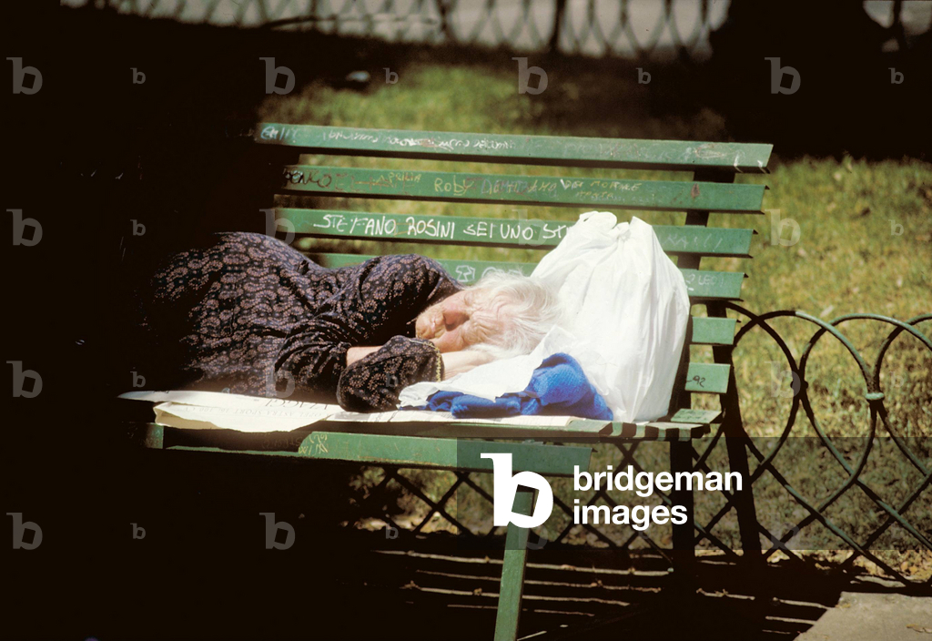 Homeless woman, 1995 (photo)