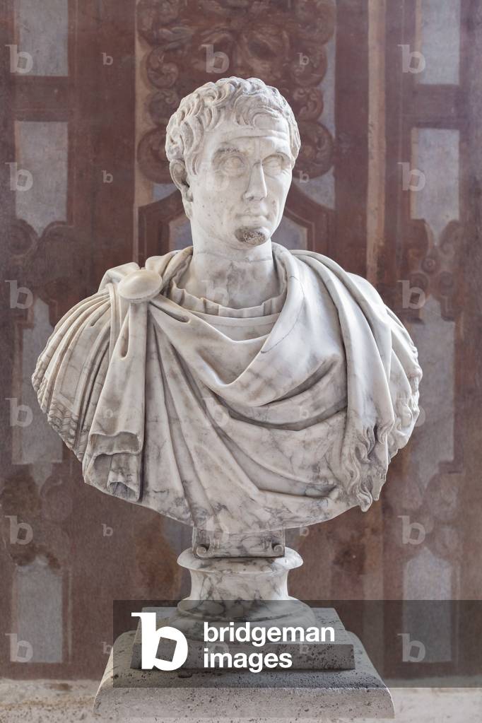 Busto di Nerva (marmo)