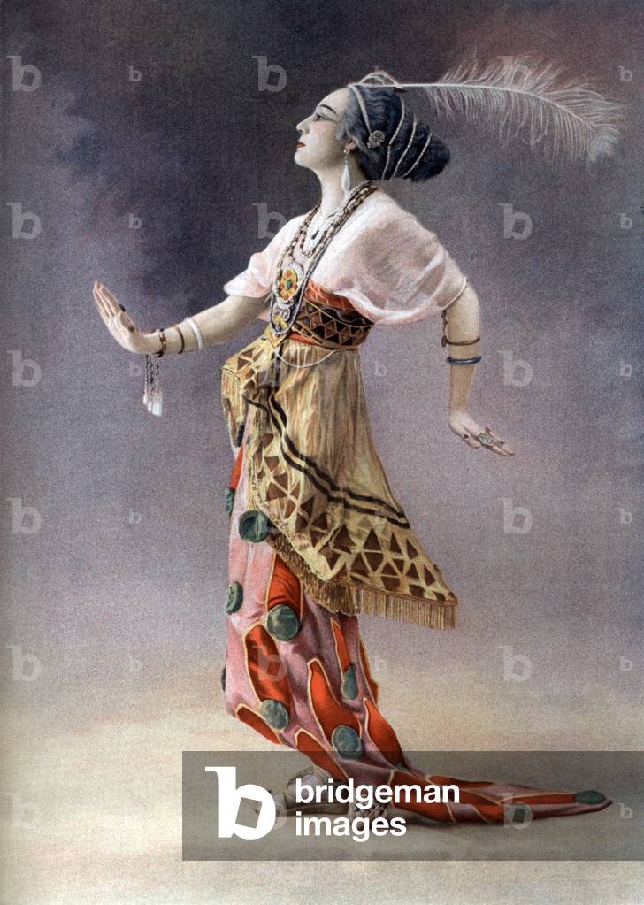 Immagine di Fotografia "La comica francese Catherine Fonteney nei panni di Ida Rubinstein nell'opera teatrale 