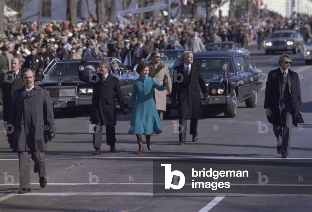 Image of Präsident Jimmy Carter und Rosalynn Carter gehen während der