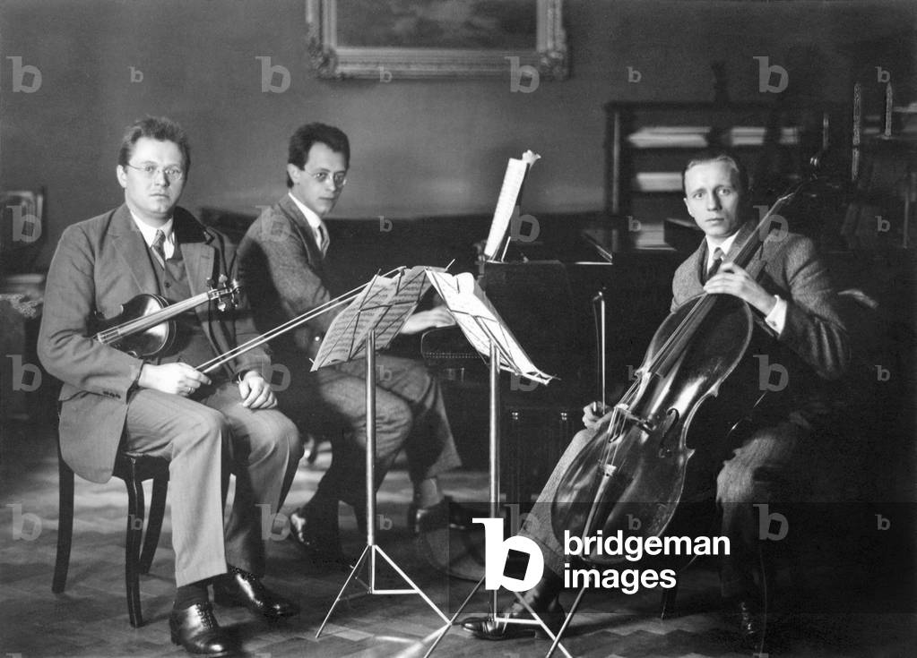 "Busch Trio" 1927, b/w