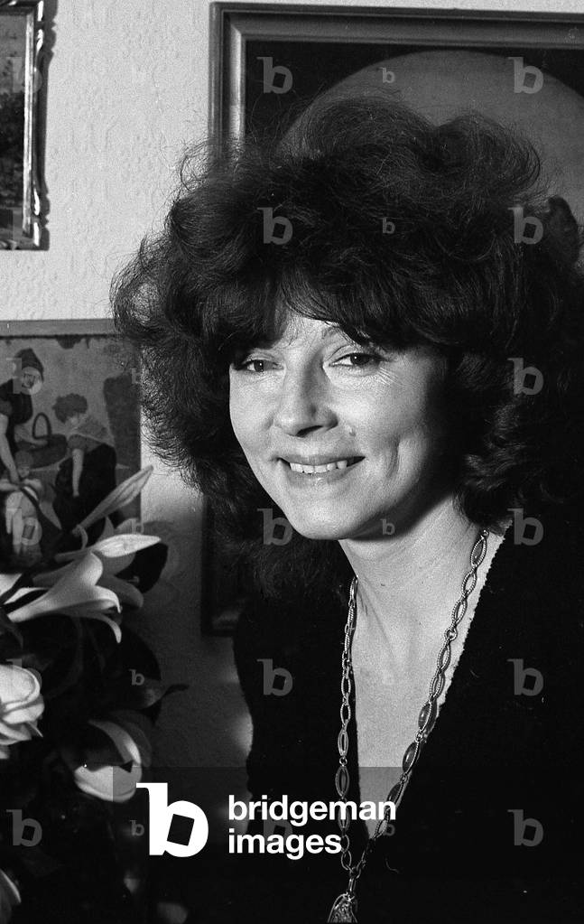 Regine Deforges