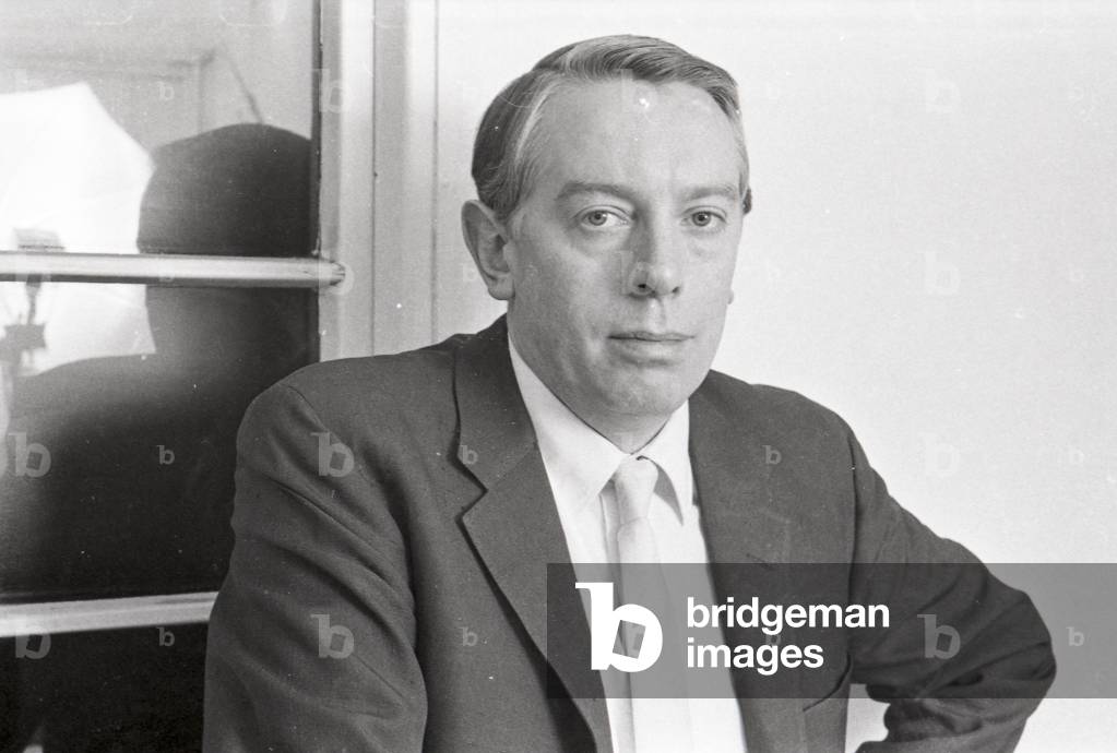 Bild von Fotografie "Ken Tynan" 1966 von Julian Lloyd