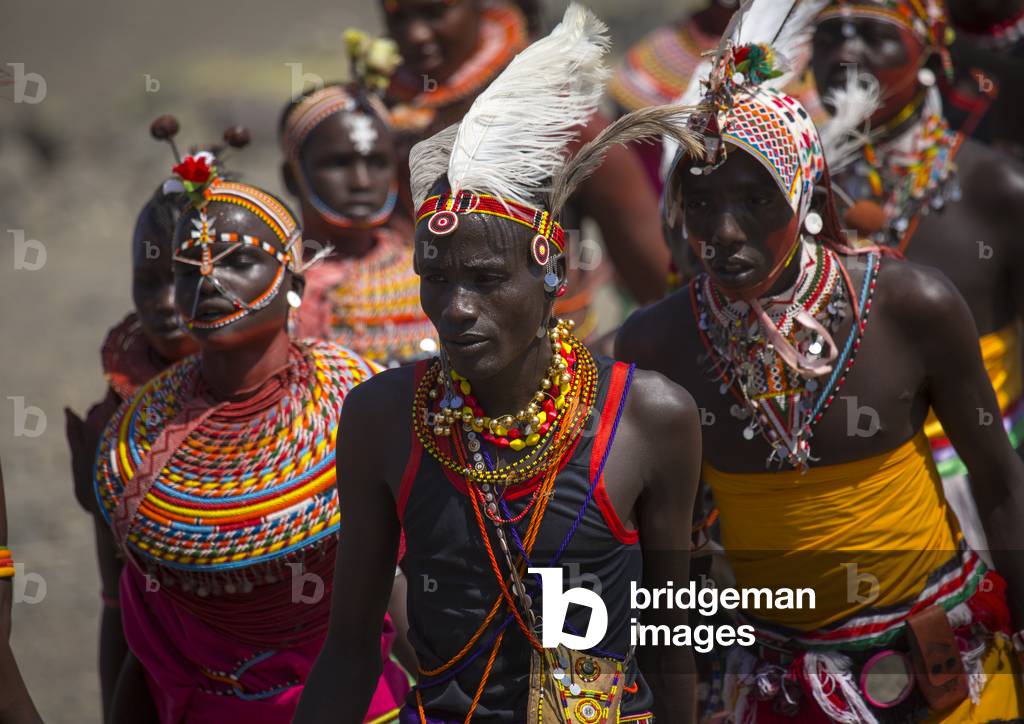 Image of Les tribus Rendille et turkana dansent ensemble lors d'un ...